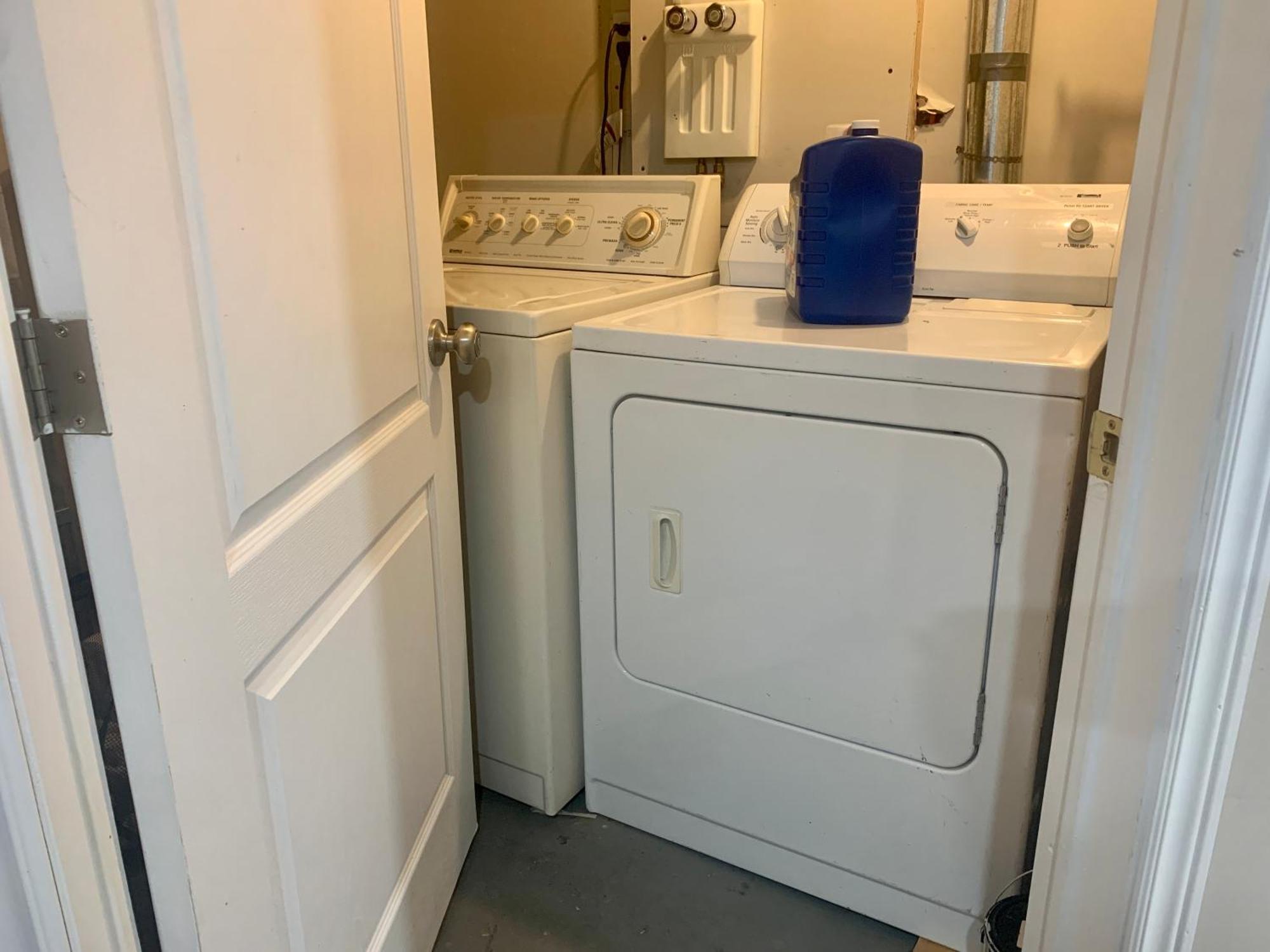 1 Room In A Cozy And Beautiful Basement 궬프 외부 사진